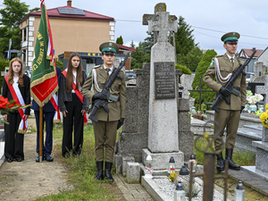funkcjonariusze W-MOSG oddali hołd poległym i pomordowanym strażnikom granicznym funkcjonariusze W-MOSG oddali hołd poległym i pomordowanym strażnikom granicznym