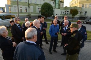 Francuscy kombatanci i polscy żołnierze AK z wizytą w Bezledach 