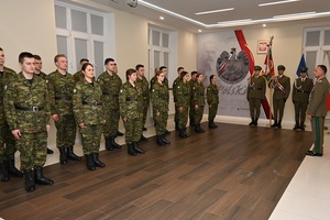 ślubowanie nowych funkcjonariuszy 