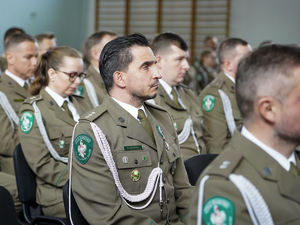 Funkcjonariusze Warmińsko-Mazurskiego Oddziału Straży Granicznej podczas uroczystości Funkcjonariusze Warmińsko-Mazurskiego Oddziału Straży Granicznej podczas uroczystości