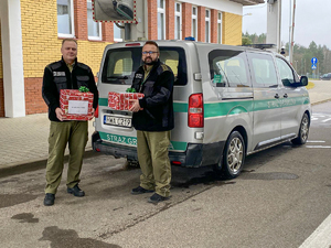 funkcjonariusze z Placówki Straży Granicznej w Gołdapi przygotowali "Szlachetną paczkę" funkcjonariusze z Placówki Straży Granicznej w Gołdapi przygotowali "Szlachetną paczkę"