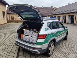 funkcjonariusze z Placówki Straży Granicznej w Górowie Iławeckim przekazali świąteczne upominki osobom z miejscowości przygranicznych funkcjonariusze z Placówki Straży Granicznej w Górowie Iławeckim przekazali świąteczne upominki osobom z miejscowości przygranicznych