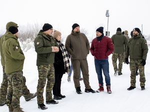 delegacja podczas wizyty na odcinku granicy tzw. "zielonej" delegacja podczas wizyty na odcinku granicy tzw. "zielonej"