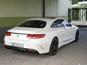 funkcjonariusze z Warmińsko-Mazurskiego Oddziału Straży Granicznej odzyskali skradzione mercedesy funkcjonariusze z Warmińsko-Mazurskiego Oddziału Straży Granicznej odzyskali skradzione mercedesy