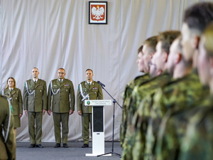 ślubowanie przyjął Komendant Warmińsko-Mazurskiego Oddziału Straży Granicznej gen. bryg. SG Daniel Wojtaszkiewicz. ślubowanie przyjął Komendant Warmińsko-Mazurskiego Oddziału Straży Granicznej gen. bryg. SG Daniel Wojtaszkiewicz.