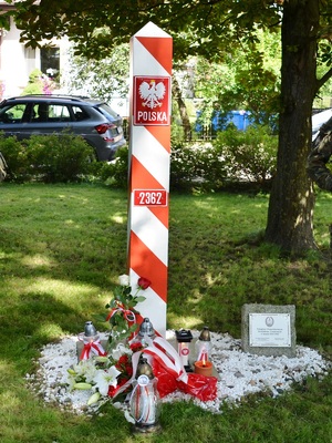 oddali hołd Bohaterom oddali hołd Bohaterom