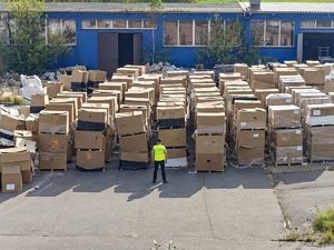 zlikwidowana fabryka nielegalnych papierosów zlikwidowana fabryka nielegalnych papierosów